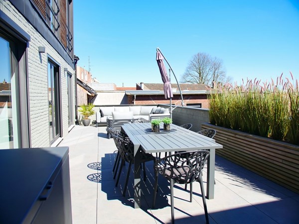 Foto - Te koop: Gerenoveerde luxe herenhuis in centrum van Vaals